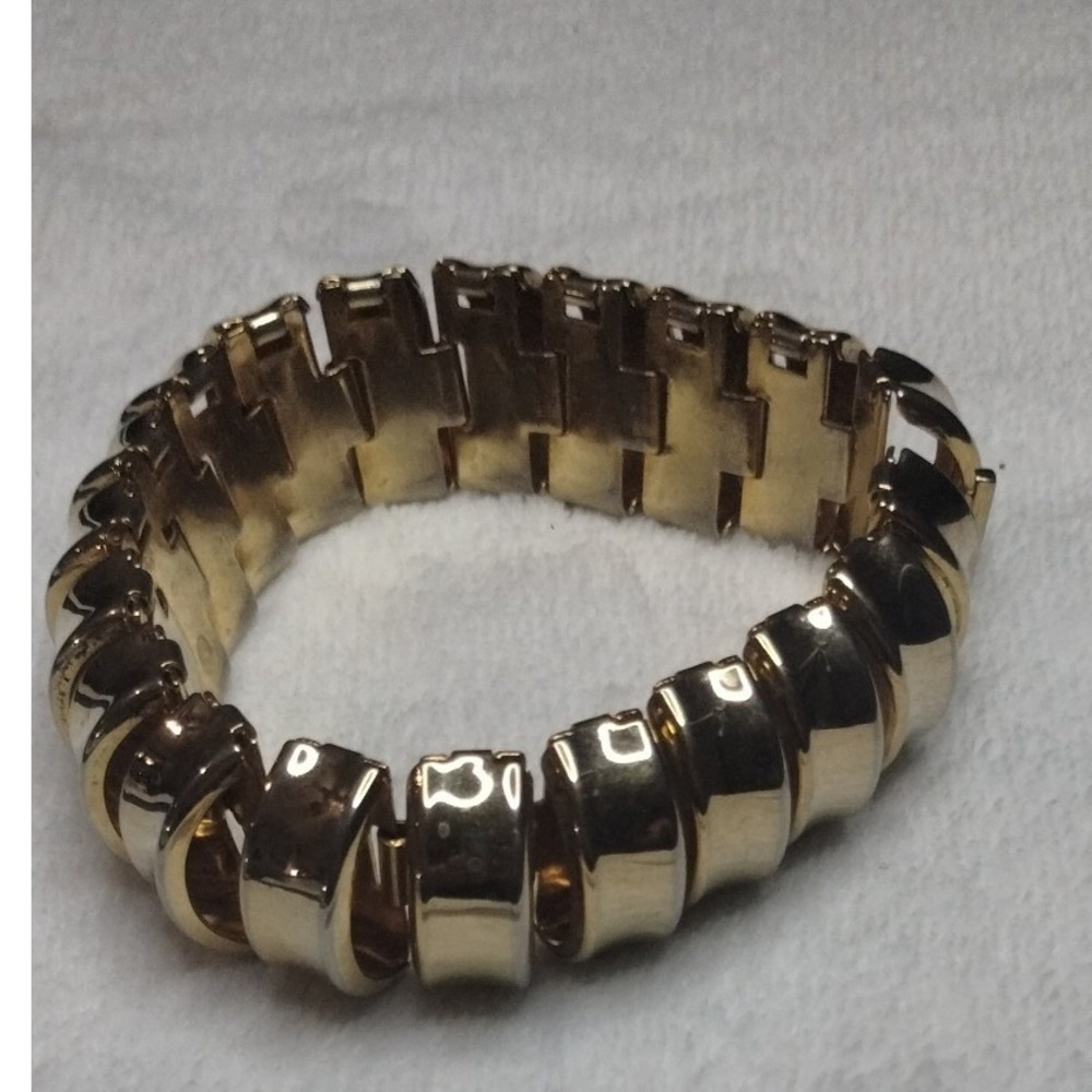 Vintage Style Gold Tone Ribbed‎ Scalloped Link Statement Bracelet 7.25 Inch